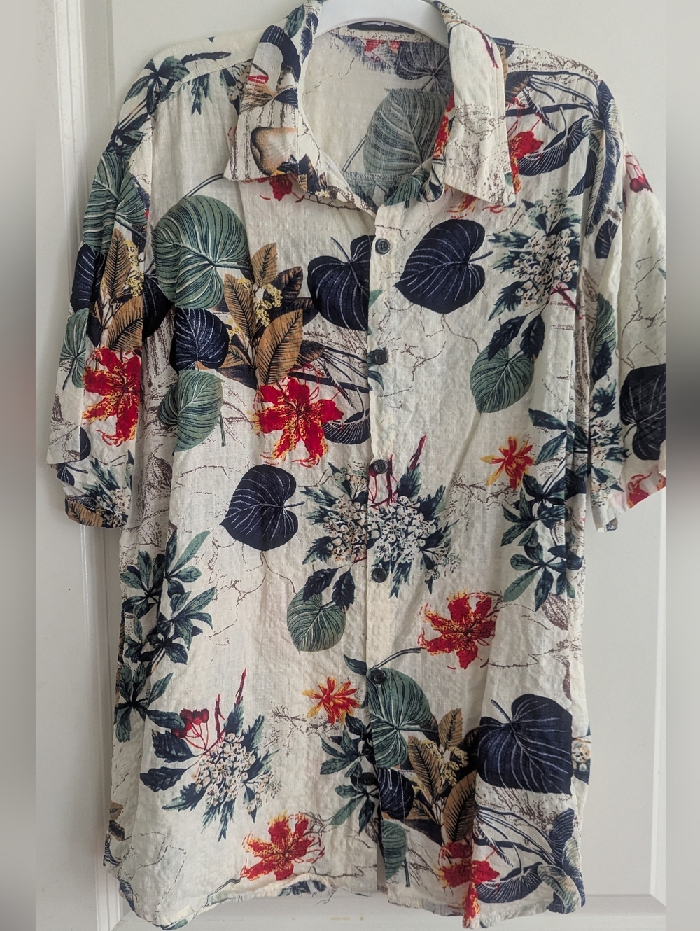 Tropical Print Button-Up Shirt with Black Brand Tag